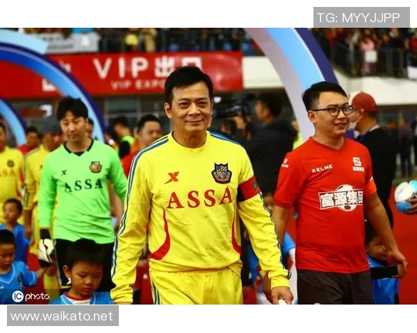 韩国足球明星颜值大比拼谁是球场上的颜值担当